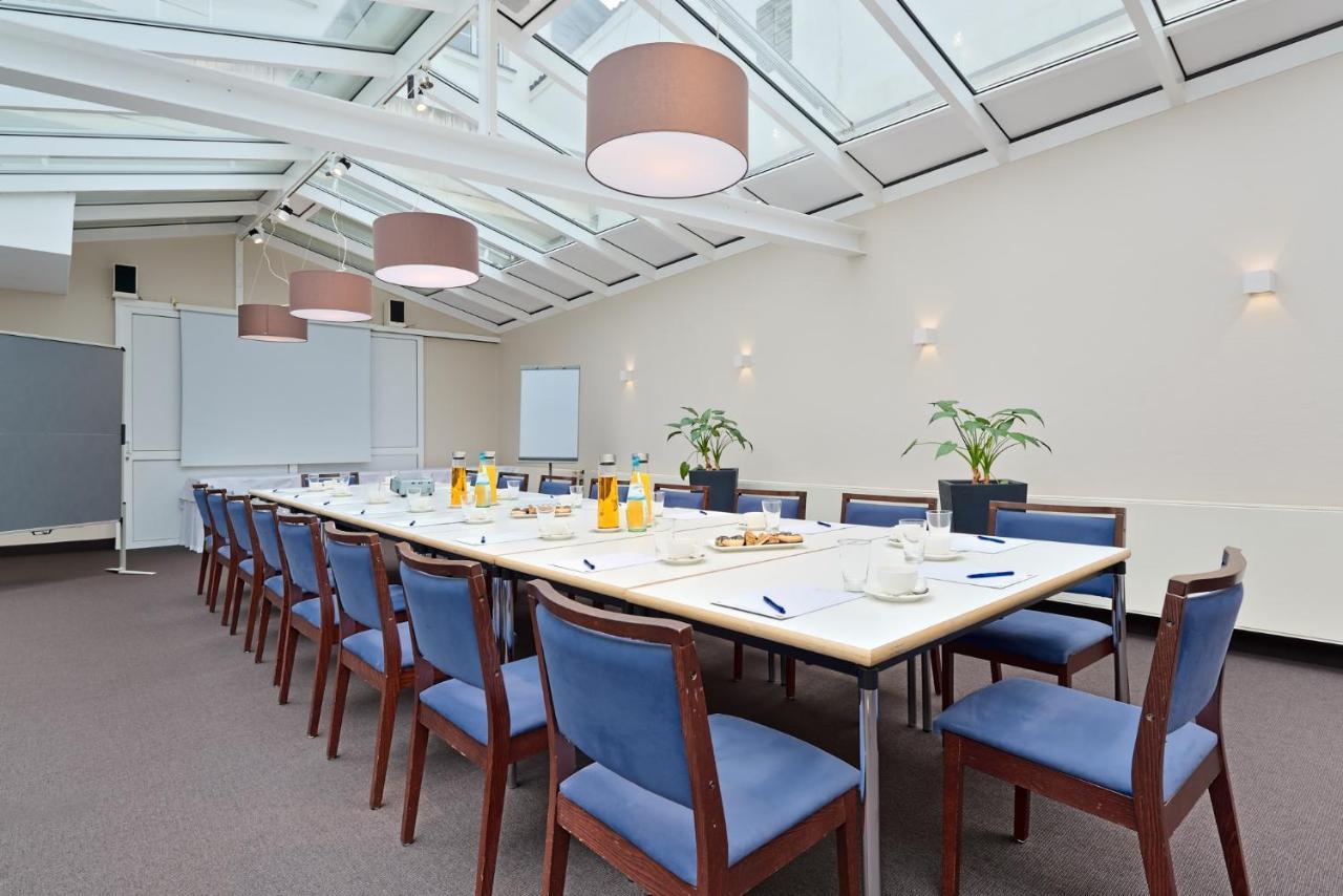 Hotel Restaurant Zur Post Бонн Экстерьер фото