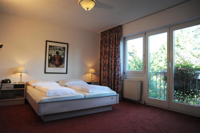 Hotel Restaurant Zur Post Бонн Экстерьер фото